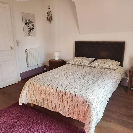 Atypique - 2 - Rue Calme Dans Centre Apartment Sedan